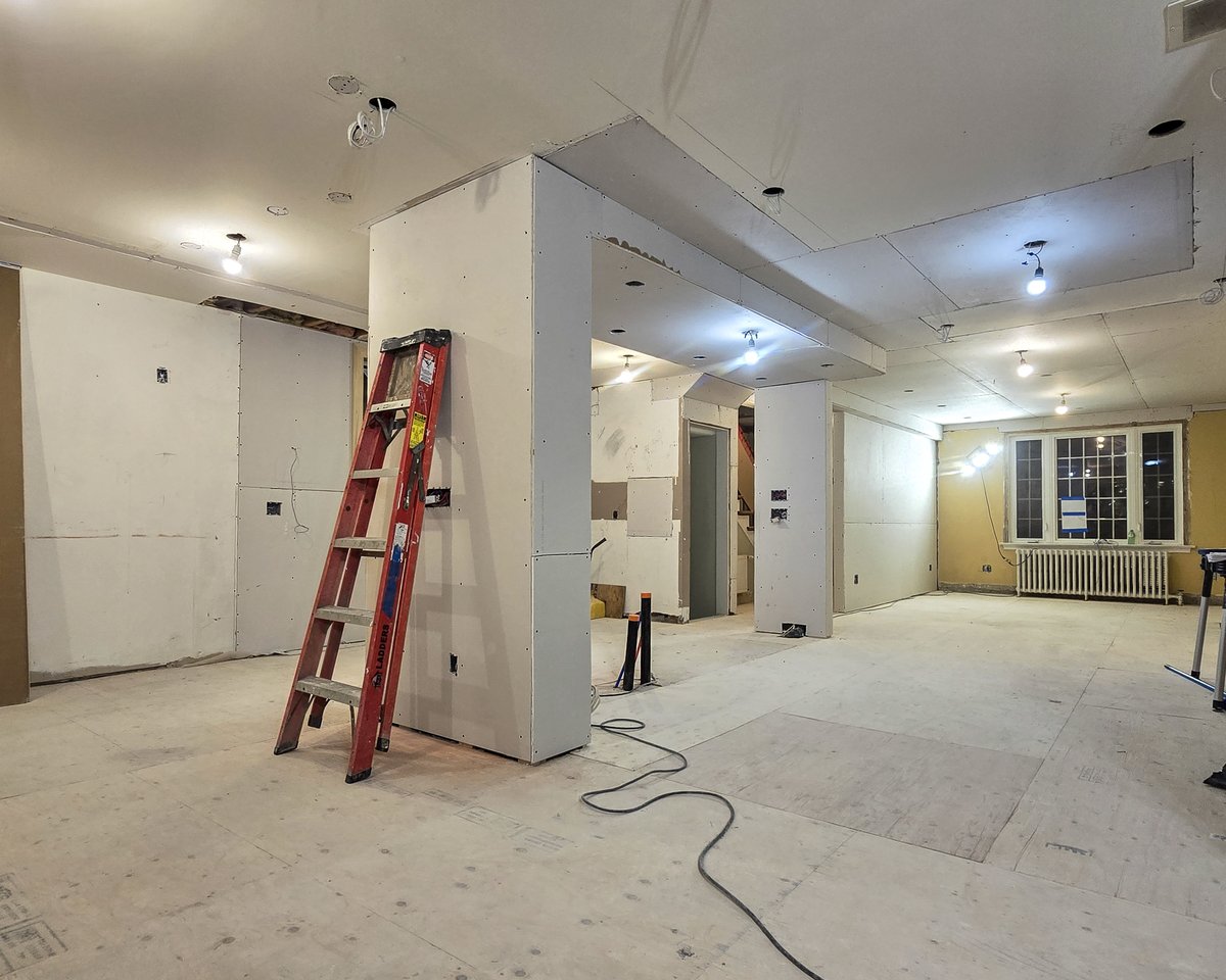 Kitchen renovation during construction
